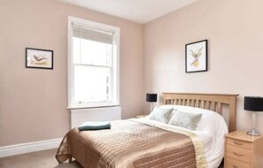 House, 3 Bedrooms | 3 bedrooms, individually decorated, individually furnished - Hibernia Lodge (Scarborough)