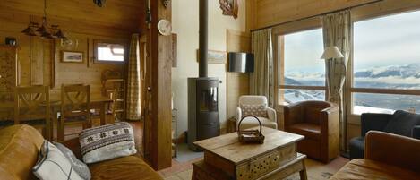 Télévision, cheminée