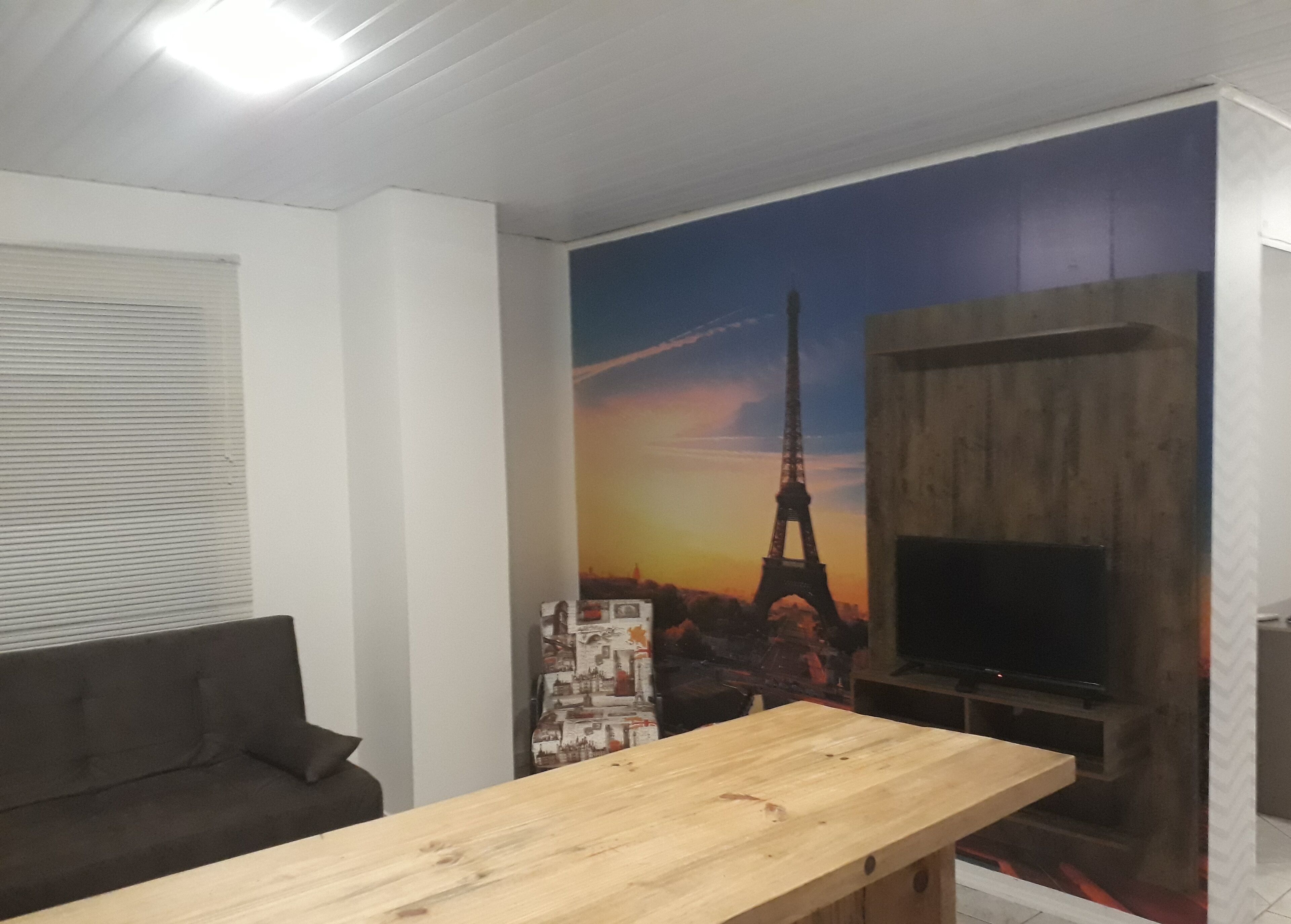 Furnished Apartment with Garage flat