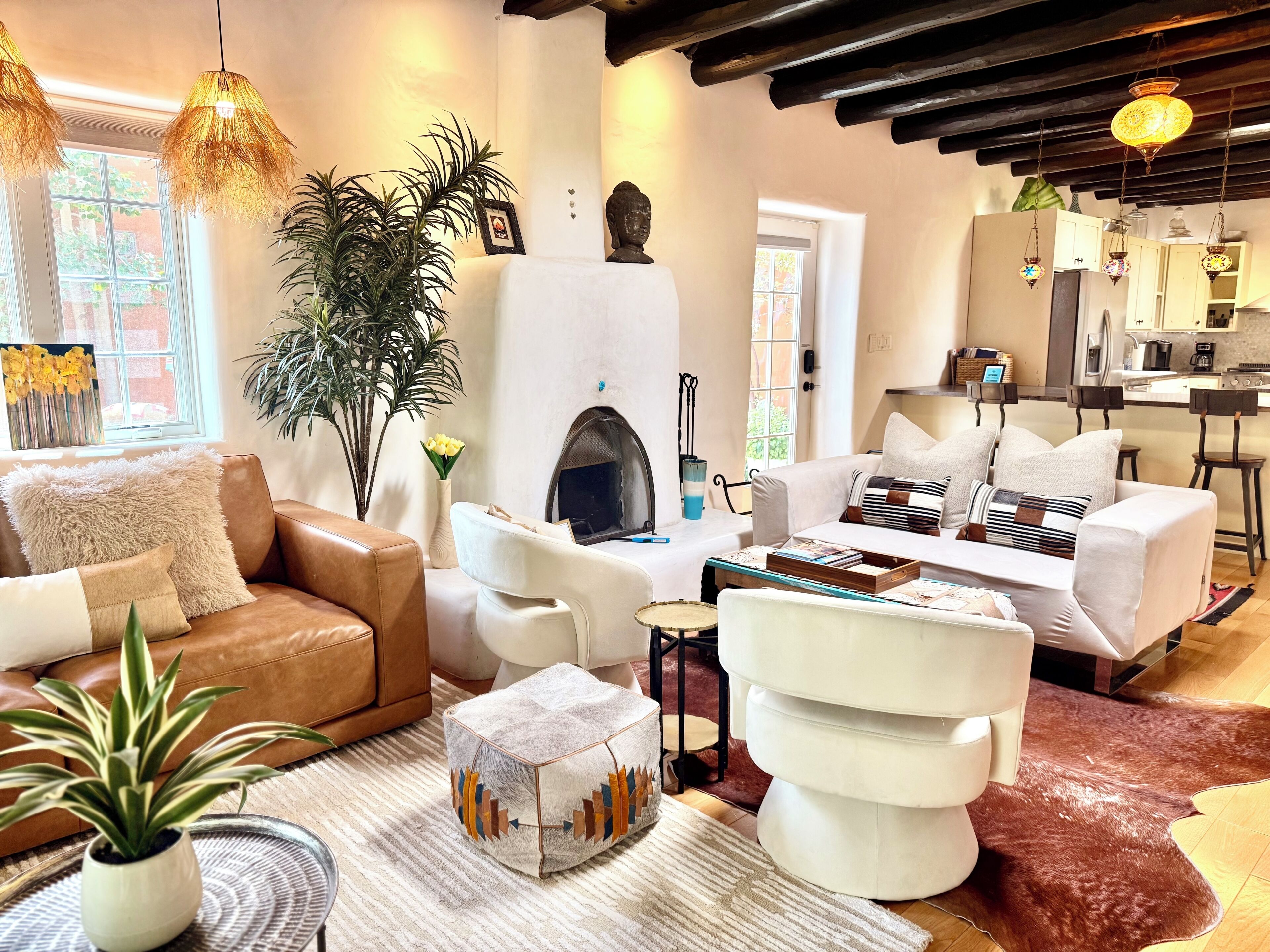 Smart TV, fireplace, video games, books