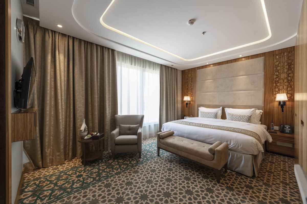 Habitación Deluxe doble | 1 dormitorio, ropa de cama de alta calidad, caja fuerte