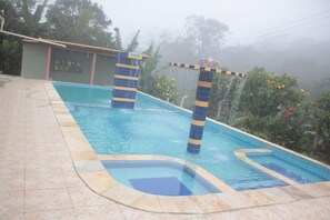 Alberca al aire libre