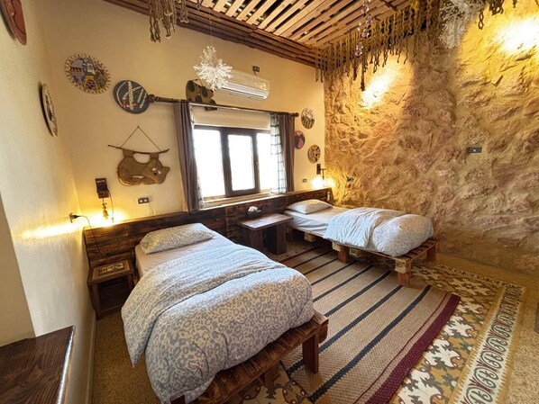 Design Double or Twin Room - Carob Hostel (Amman)