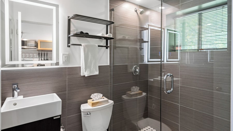 Studios On 25th by BCA Furnished Apts