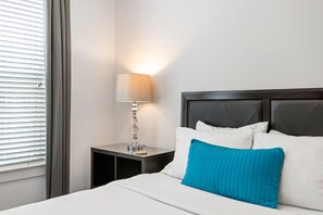 Spectacular Suite Luxury 2BR/2BA Apartment