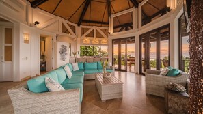 Villa familiar, 2 habitaciones | Ropa de cama de alta calidad y camas con pillow-top