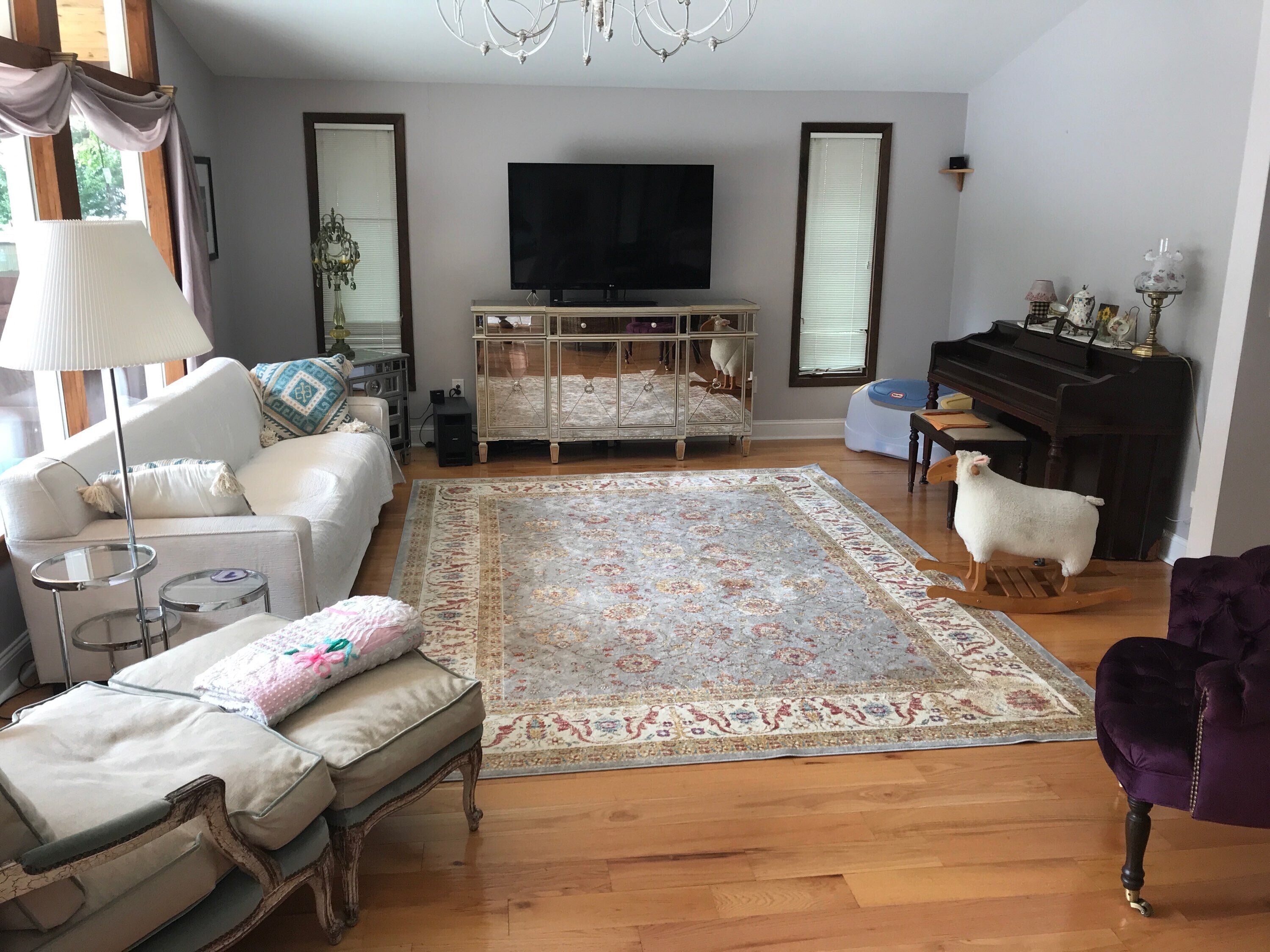 Smart TV, caminetto, stampante