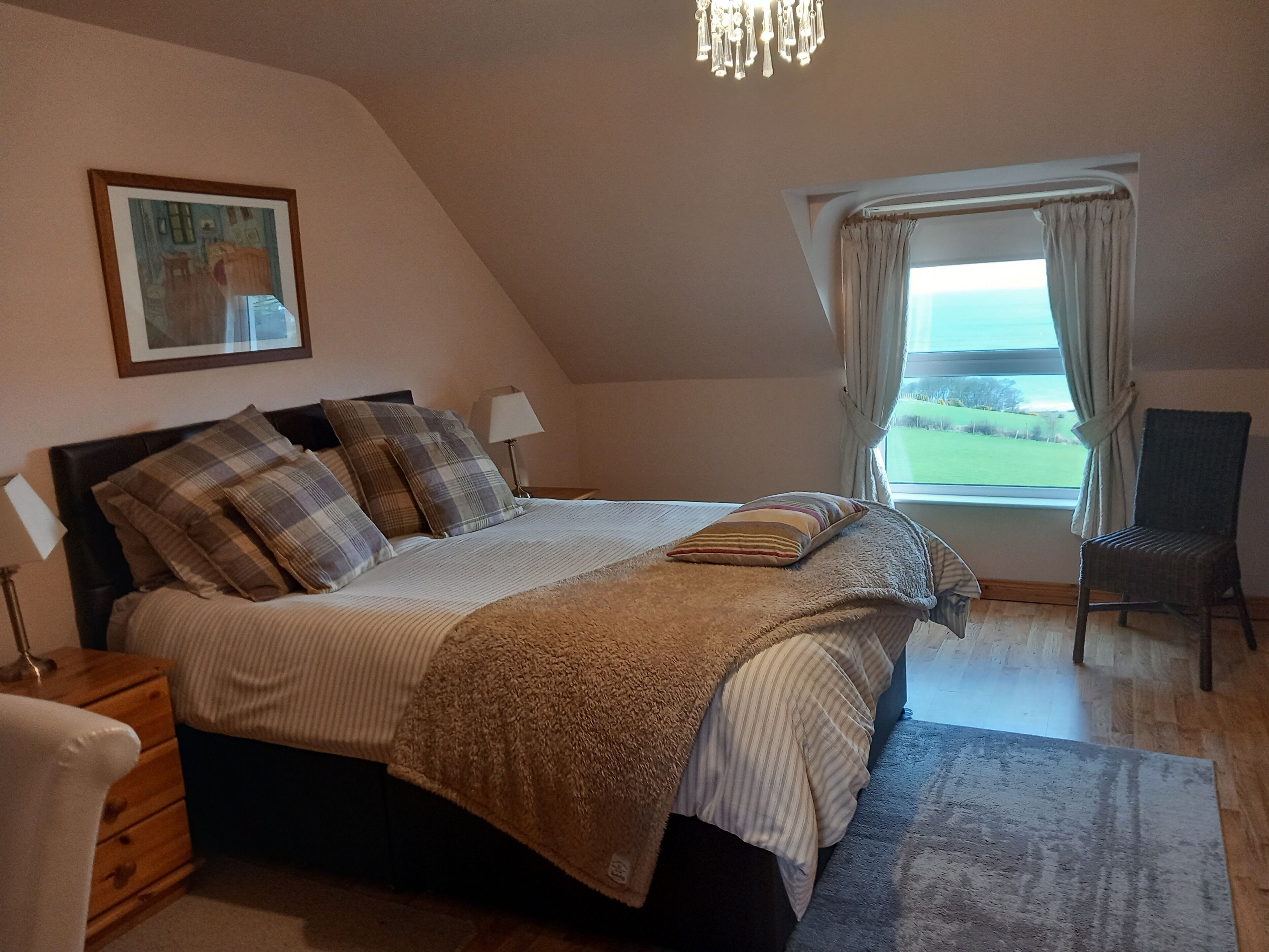 4 bedrooms, iron/ironing board, travel crib, free WiFi