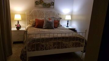 1 chambre, coffres-forts dans les chambres, bureau