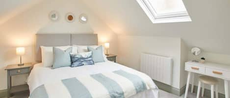 2 dormitorios, tabla de planchar con plancha, wifi gratis y ropa de cama