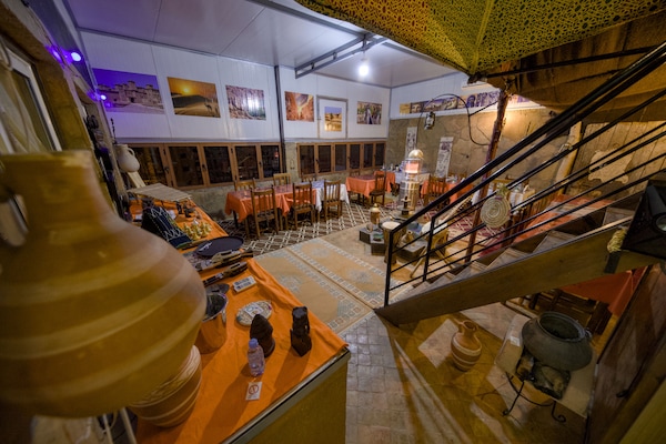 Breakfast, lunch, dinner served; local and international cuisine