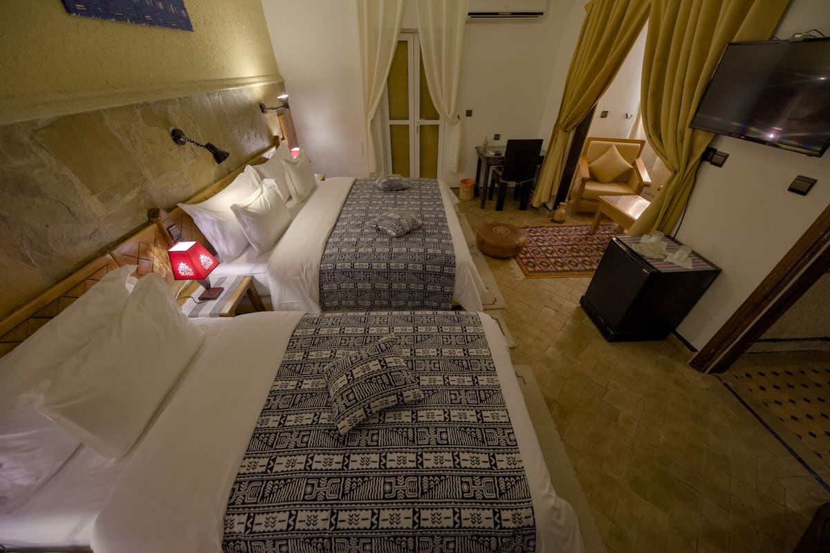Superior Triple Room, Balcony (Justice)