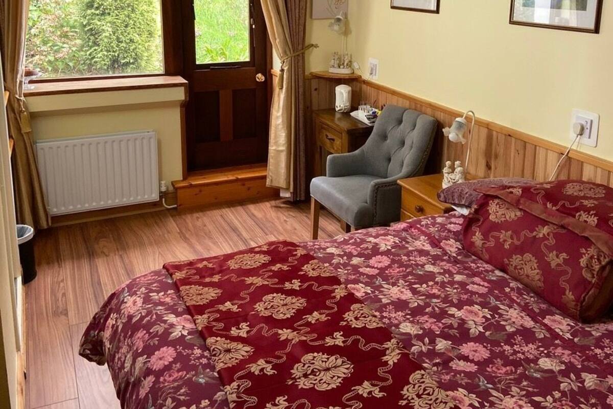 Double Room, 1 Double Bed (Ground Floor) | WiFi (free), bed sheets