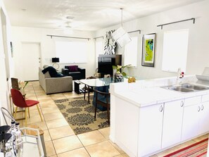 Smart TV - XANADU Miami - Amazing location walk 2 Design Dist (Miami)