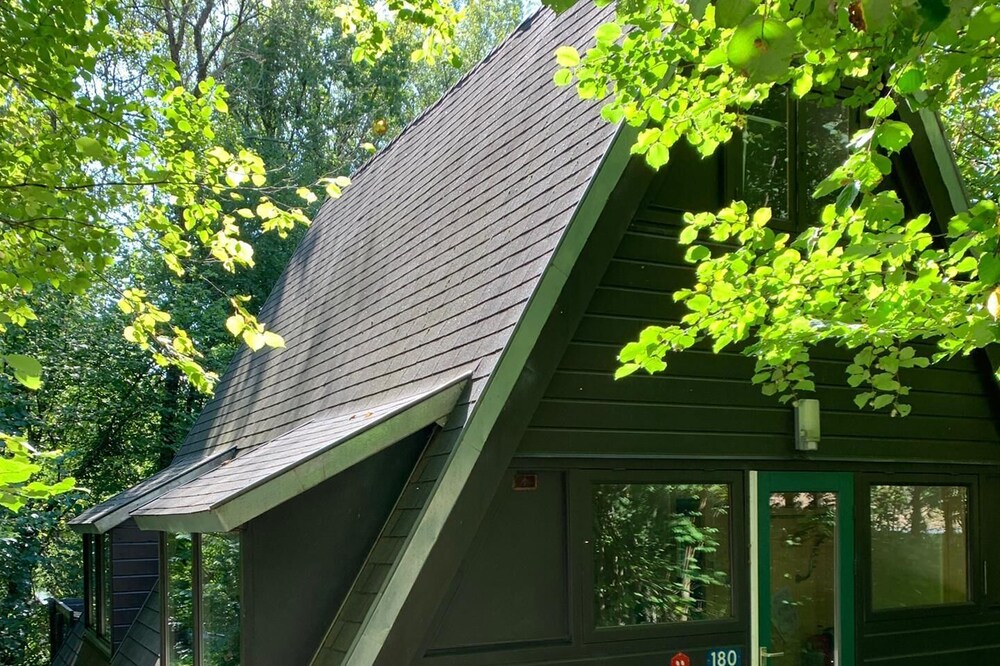 Chalet in durbuy in the middle of the forest