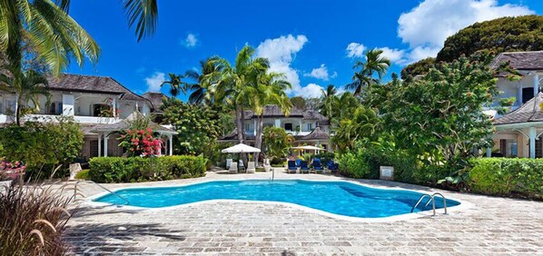 Pool - Emerald Beach 4 - Villa Plumbago (Gibbes)