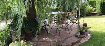 3-room apartment on the edge of the Vogelberg, quiet south-facing slope,