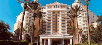 Luxurious Reunion Grande Superior Vacation Villa with 2 Master Bedroom Suites