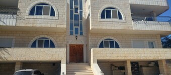 Visit Jerusalem & Bethlehem and stay in one place