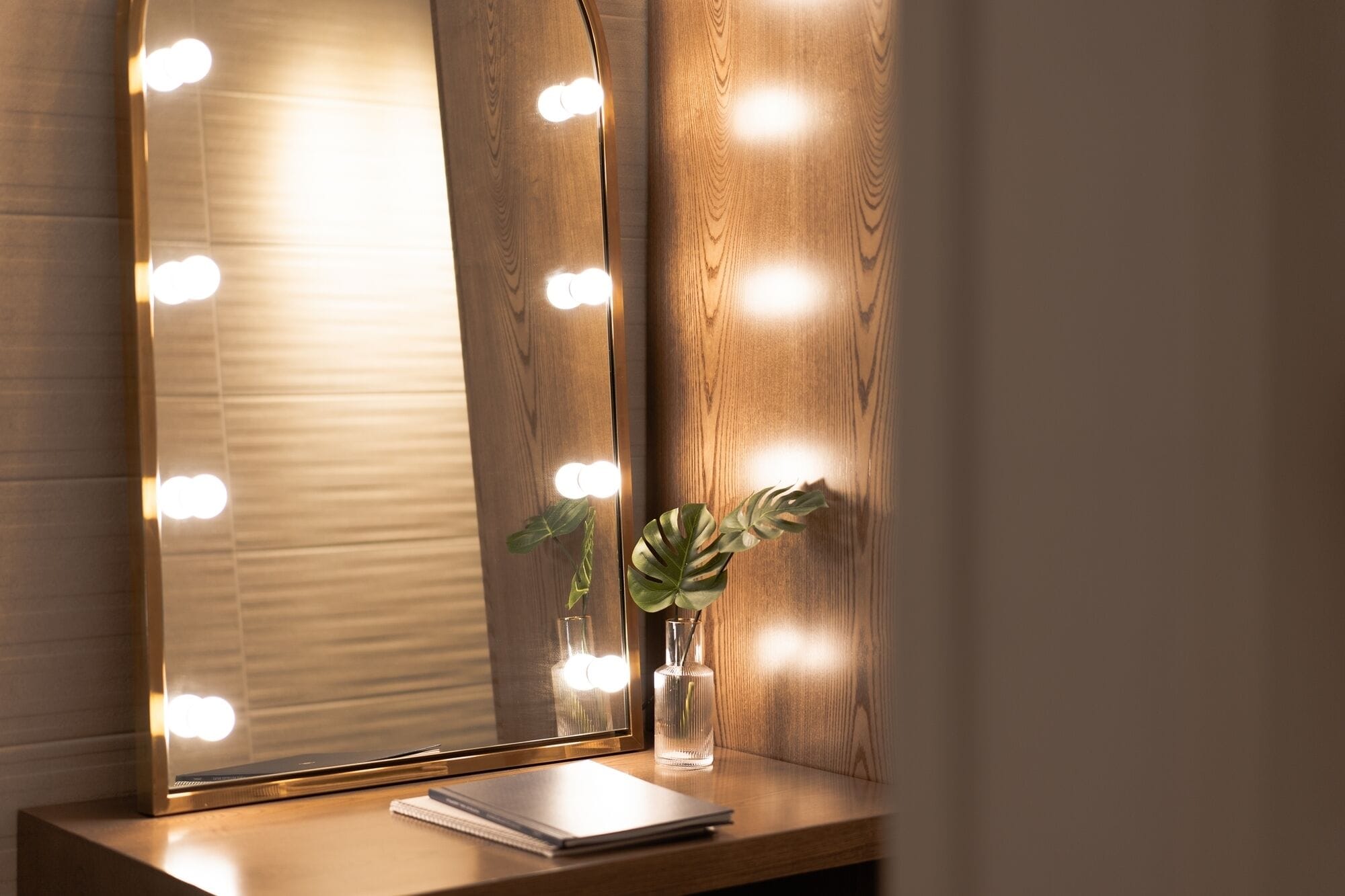 [moon light pkg] suite b - 1bath bomb , wash up accessory, sheet mask, coffee, 20%coupon for dinner | 1 bedroom, premium bedding, pillow-top beds, individually decorated