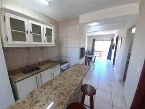 Apartamento  Familia ( 5 pessoas ) | Desk, soundproofing, free WiFi, bed sheets - Residencial las dunas (Florianópolis)
