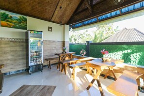 Garden - Sri Gunadi Bungalow (Penida Island)