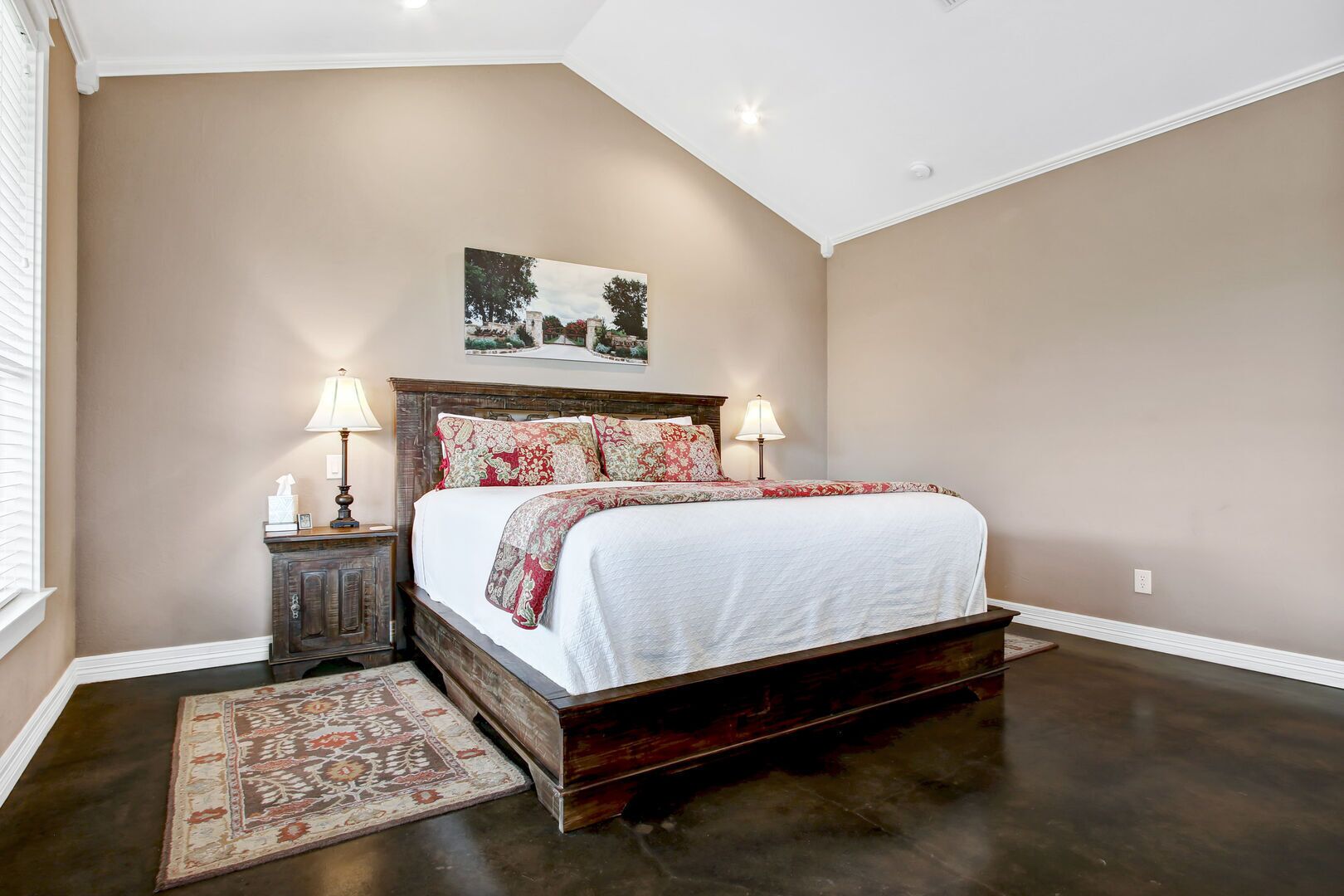 Cedar Cabin at RRR  - A Birdy Vacation Rental