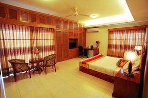 Honeymoon-Zimmer | Hochwertige Bettwaren, Daunenbettdecken, Select-Comfort-Betten
