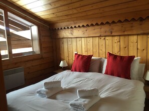 6 Schlafzimmer, WLAN, Bettwäsche