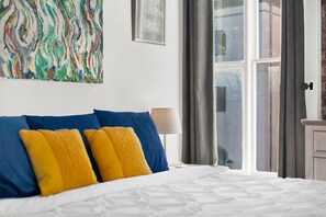 2 habitaciones, tabla de planchar con plancha y wifi gratis 