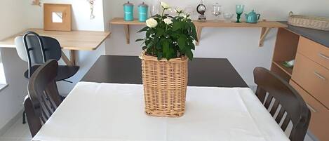 تناول الطعام