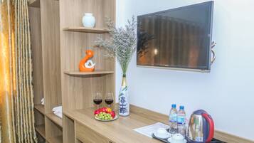 Family Room | Room amenity