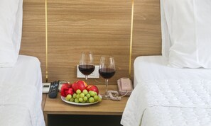 Family Room | Room amenity - Hung Vuong Hotel (Ha Long)