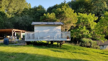 Enceinte de lâhĂ©bergement