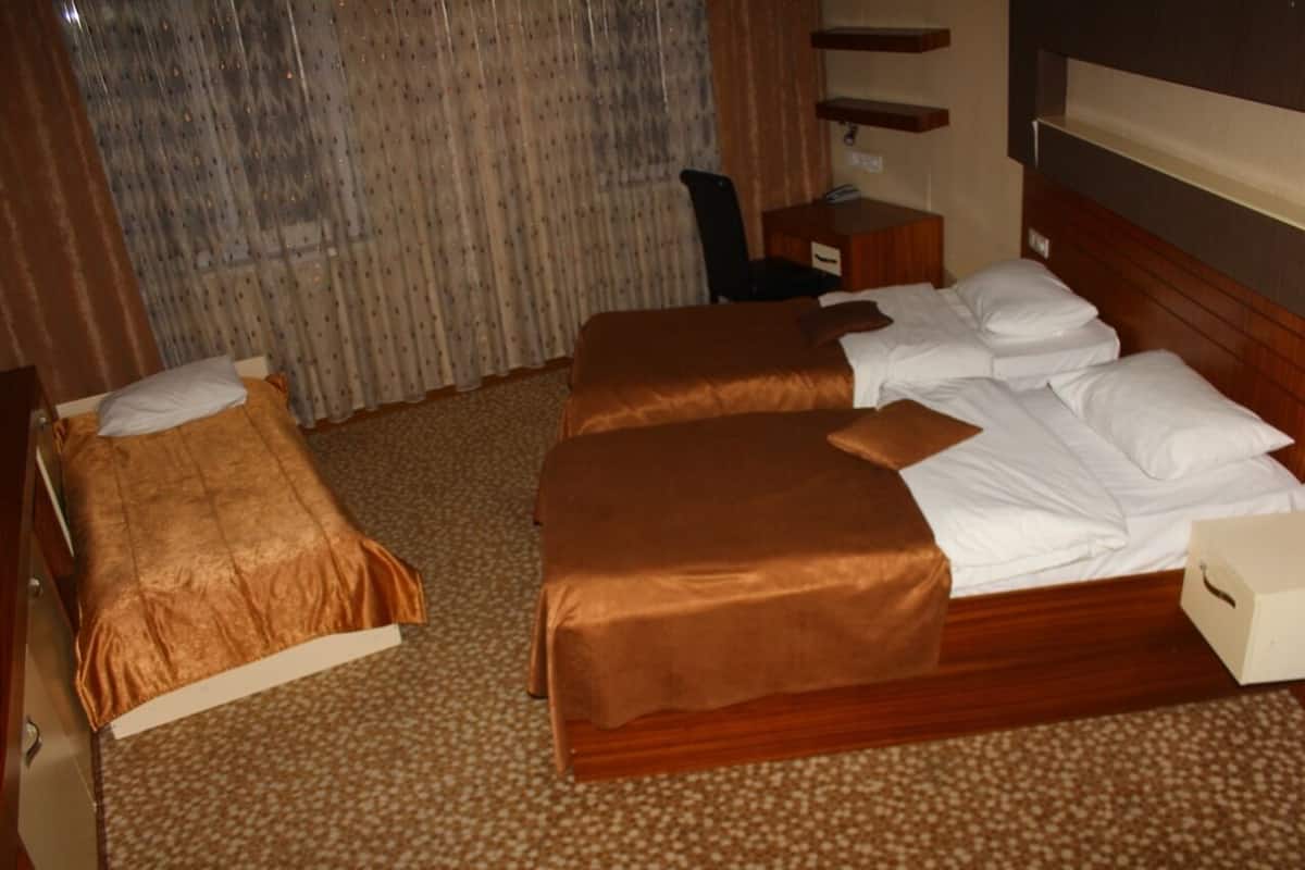 Premium bedding, minibar, individually decorated, individually furnished