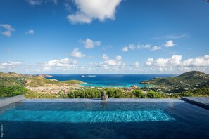 Pool - Enter a world of magic with creole architecture, tropical garden and magnificent (Lurín)
