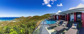 Pool - Enter a world of magic with creole architecture, tropical garden and magnificent (Lurín)