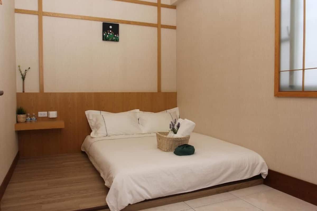 Economy Double Room | 6 bilik tidur, langsir/tirai gelap terus, kalis bunyi, Wi-fi percuma