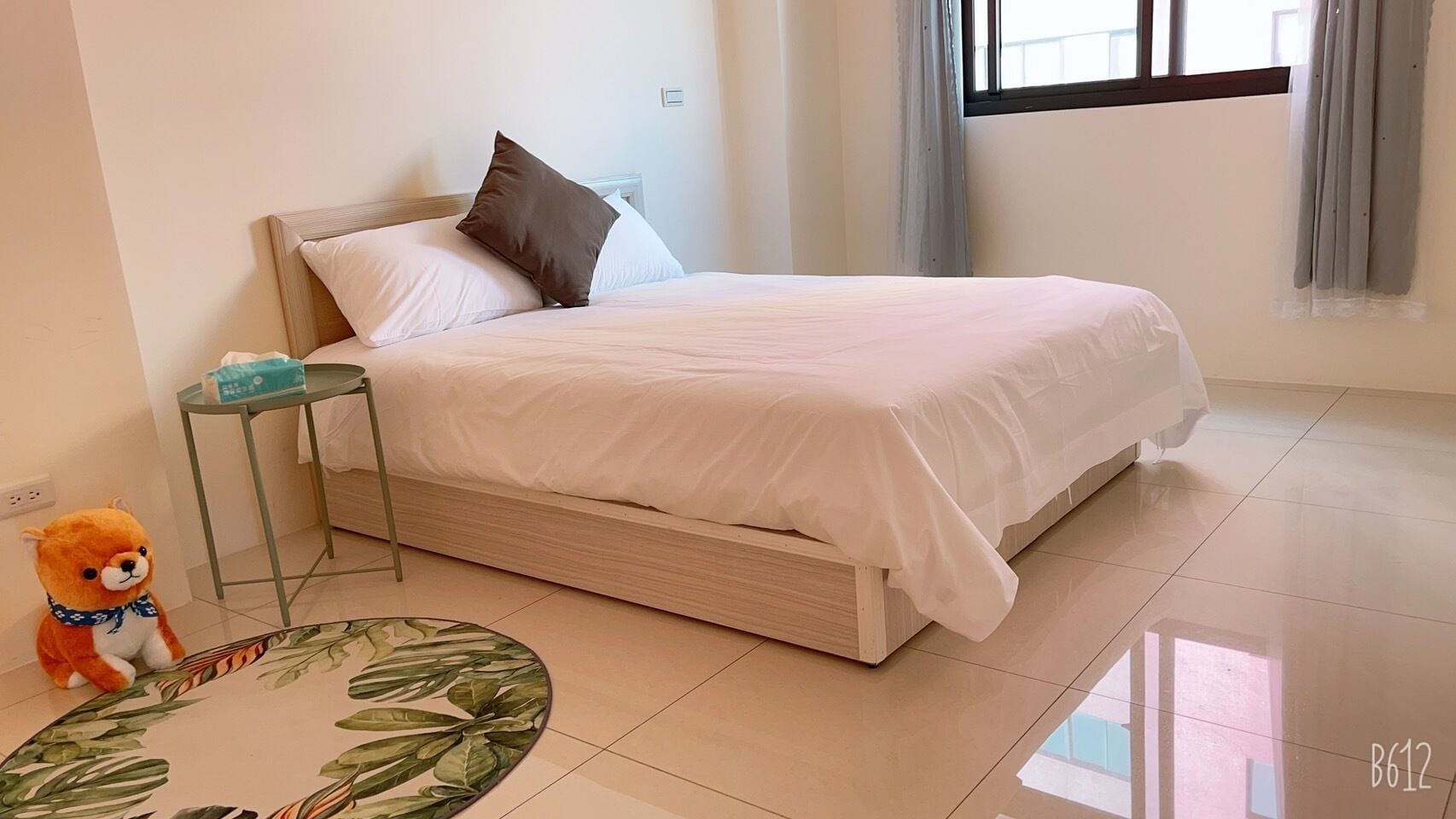 Family Room | Blackout drapes, soundproofing, free WiFi, bed sheets