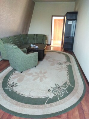 Kahden hengen standard-huone (kaksi sänkyä) | Äänieristys, silitysrauta/-lauta, ilmainen Wi-Fi, vuodevaatteet