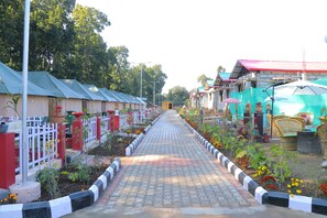 Outdoor wedding area - Belleza hotels & Resorts (Vikasnagar)