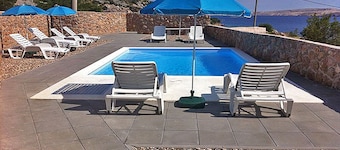 Die Wohnung Camelia mit Pool Apartment 1 (4 + 2)
