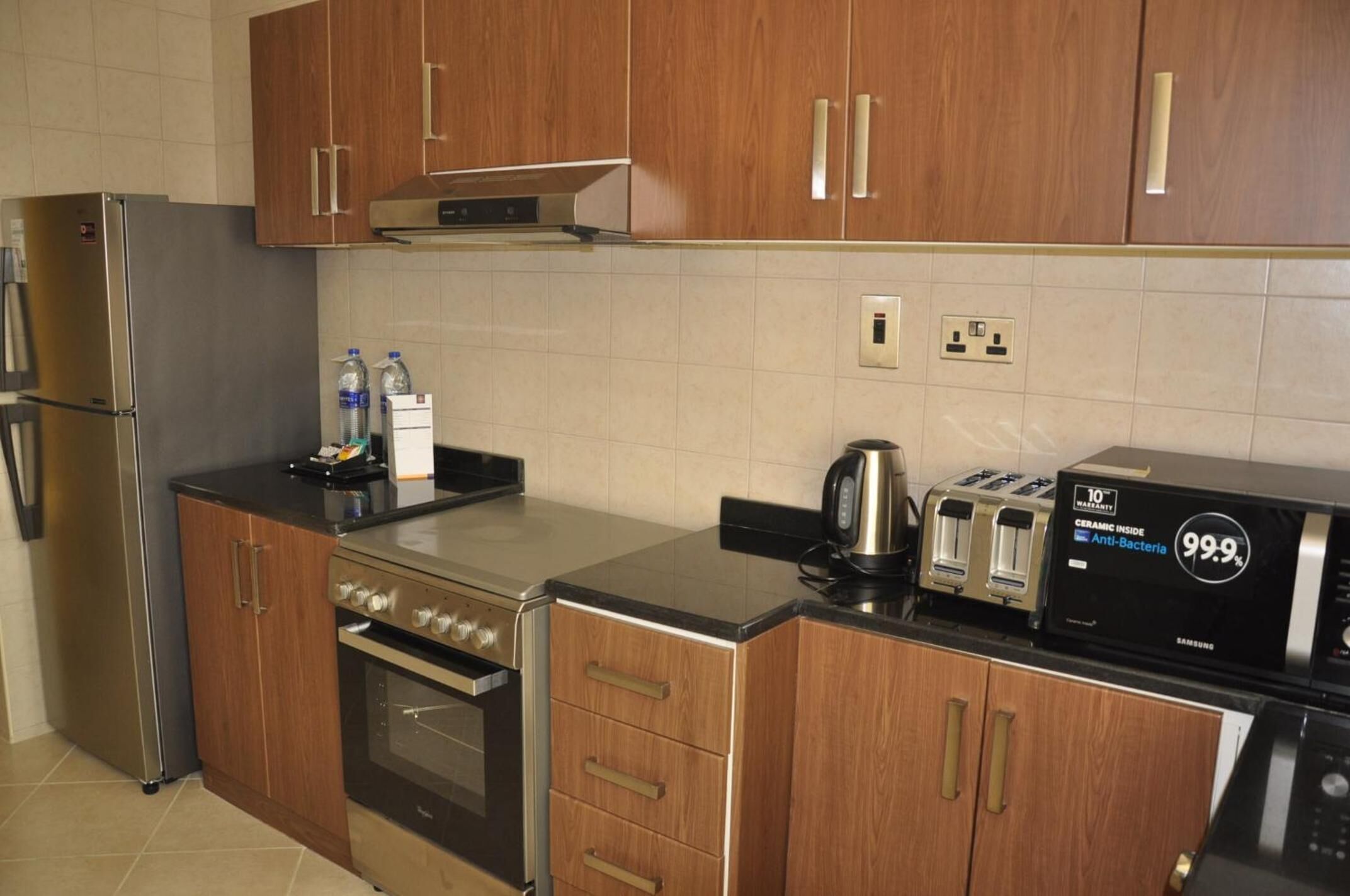 coffee/tea maker, electric kettle