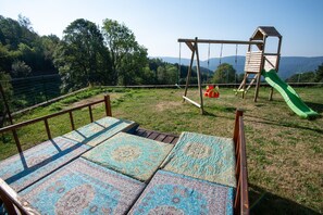 Children's area - Superb gîte in the Vosges mountains (Saulxures-sur-Moselotte)