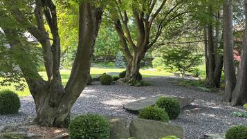 Enceinte de lâhĂ©bergement