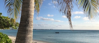 Spectacular 2 bedroom/2 bath Seven Mile Beach Condo.
