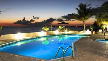 Alberca al aire libre