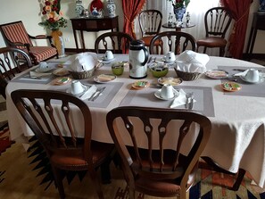 含每日歐陸早餐