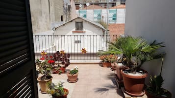 Studio Panoramique, terrasse | Literie hypoallergénique, décoration personnalisée