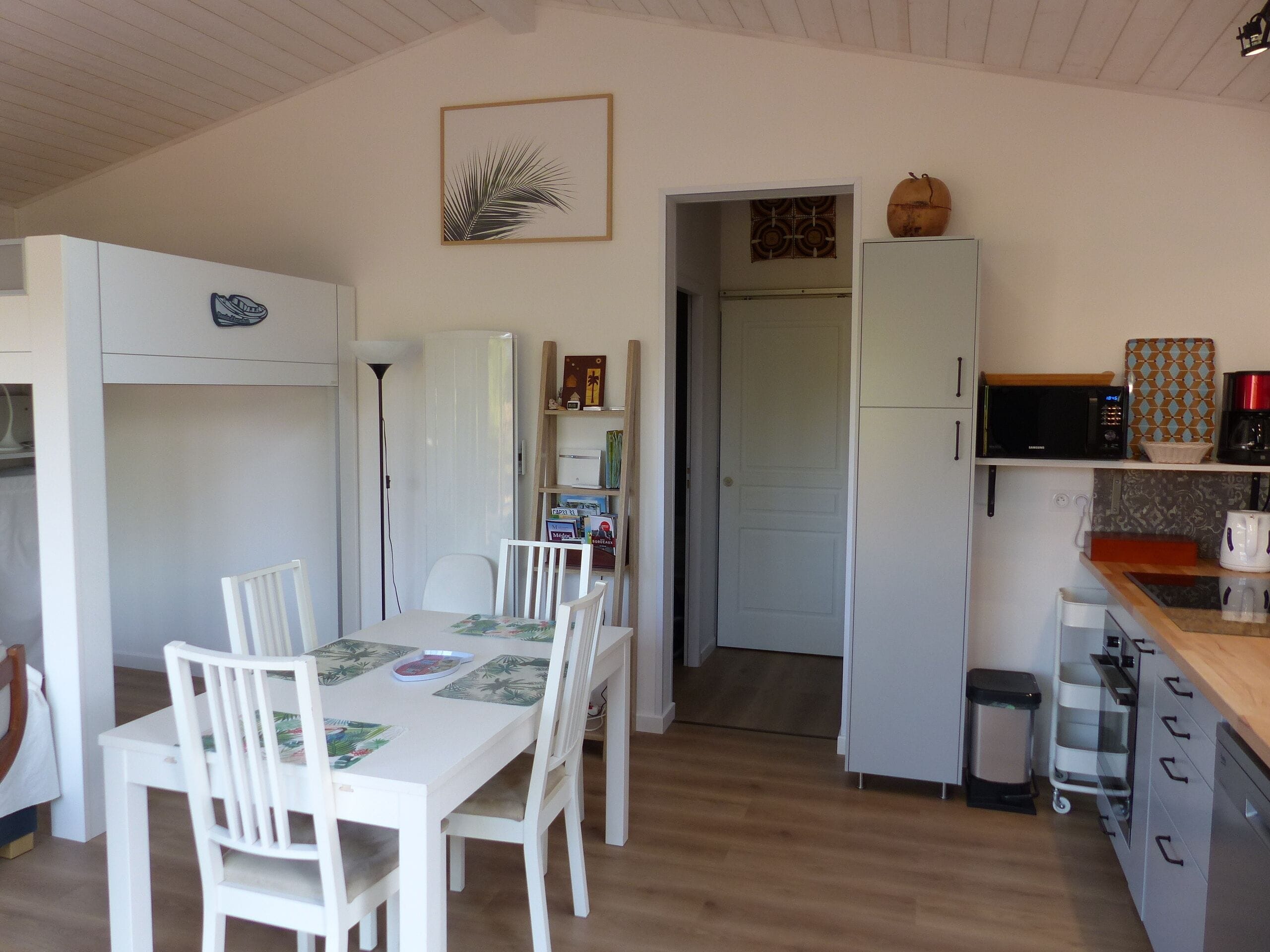 Charming cottage on the edge of the Arcachon Bay, La Case des Bergeys in Audenge